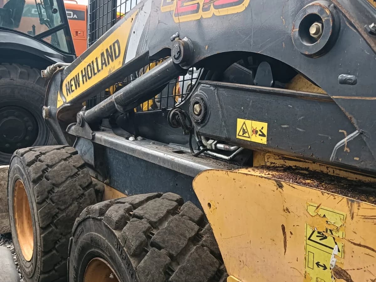 New Holland L218 2018 - Imagen 5