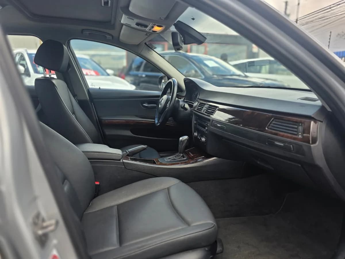 BMW 320 Ia 320I 2.0 AUTOMÁTICO 2011 - Imagen 8