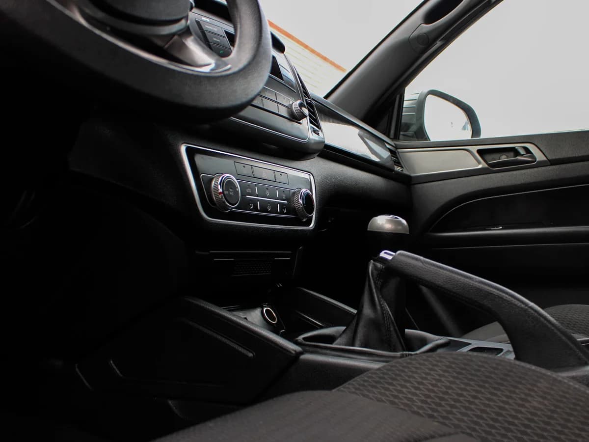 SSANGYONG Musso - Imagen 10
