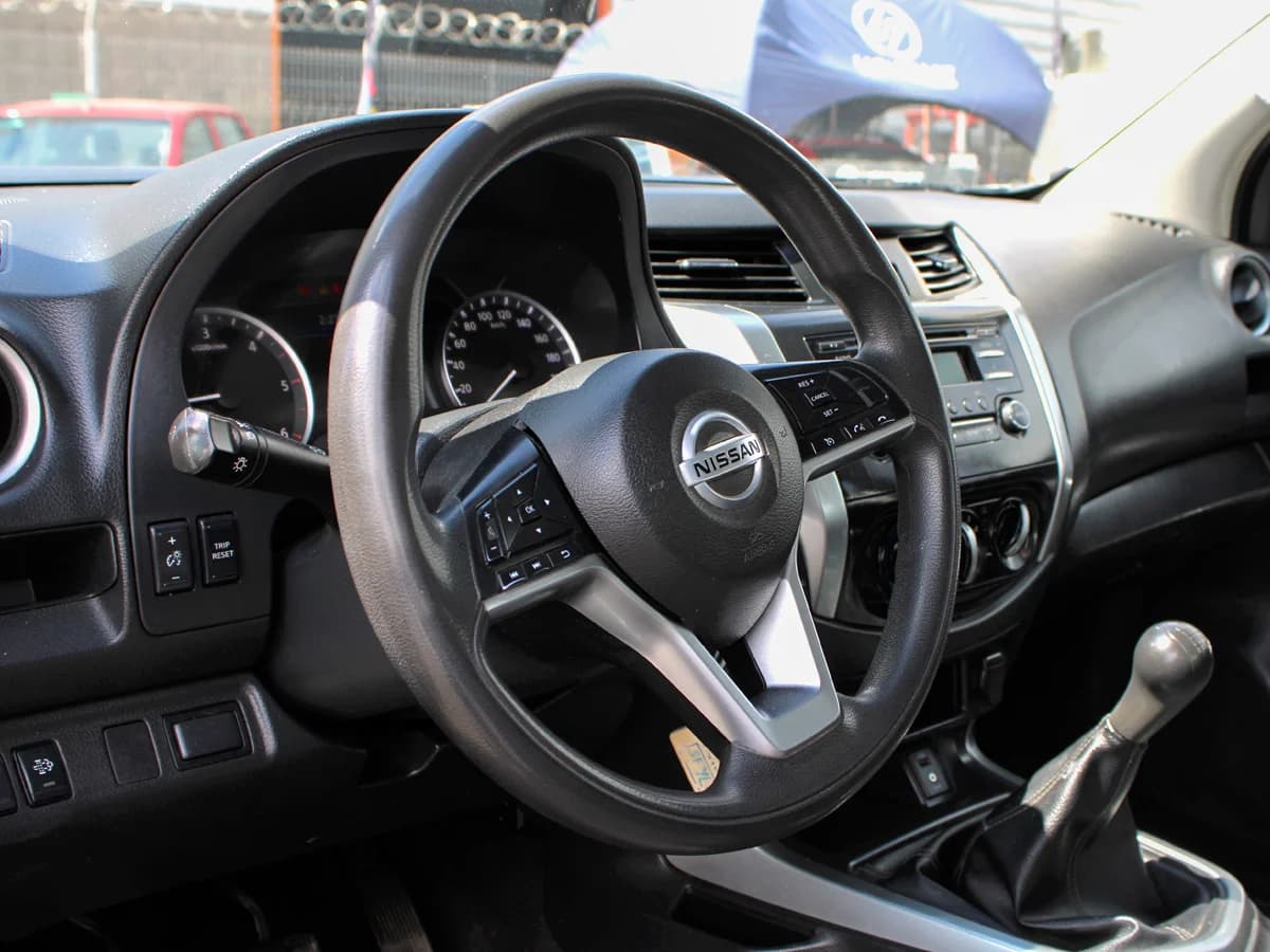 NISSAN Navara SE 4x2 - Imagen 5