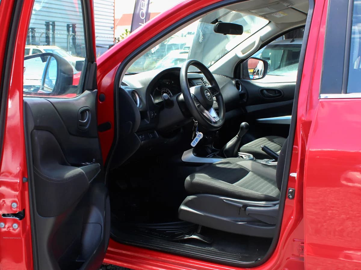 NISSAN Navara 4X4 SE - Imagen 4