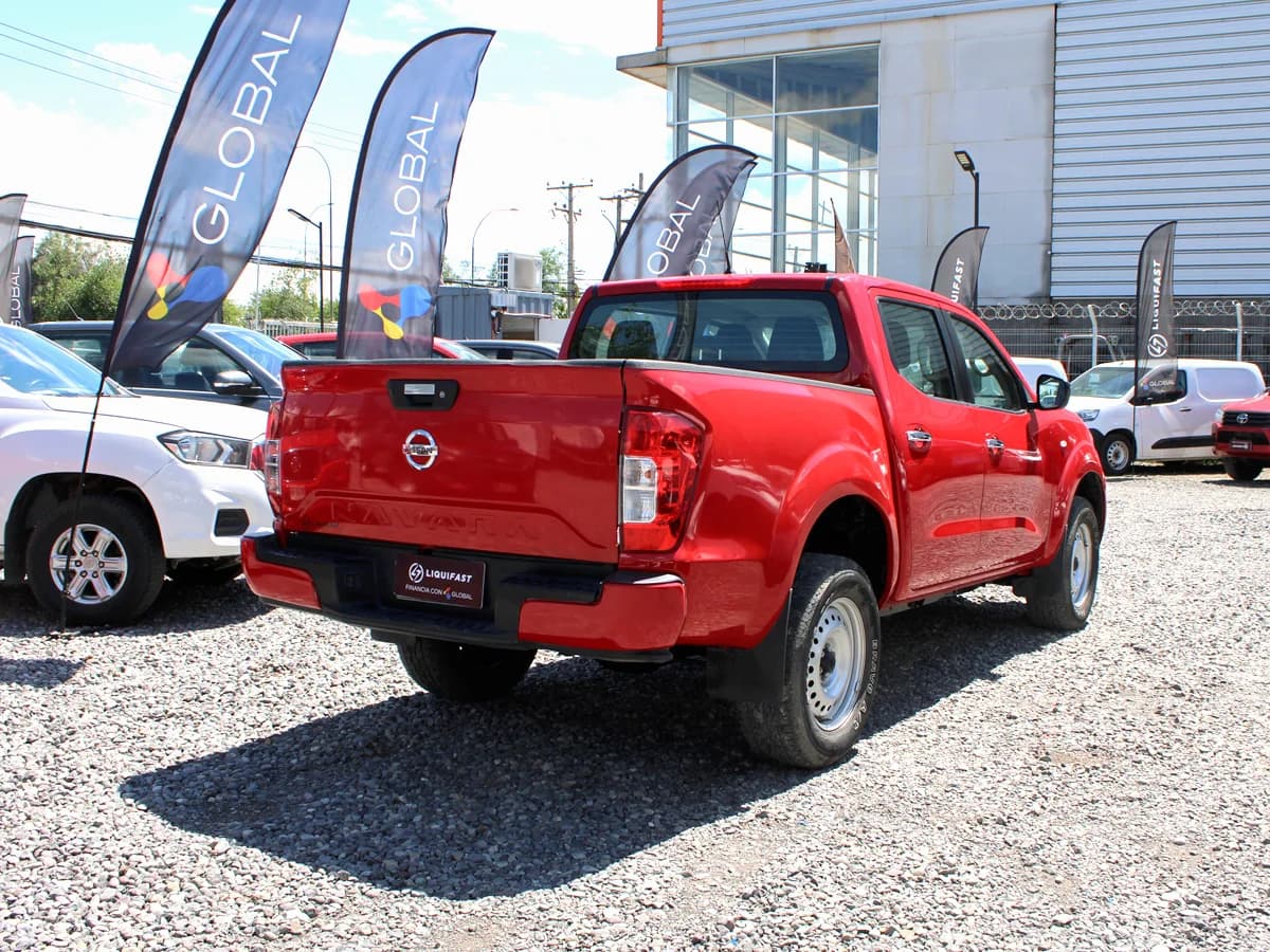 NISSAN Navara 4X4 SE - Imagen 8