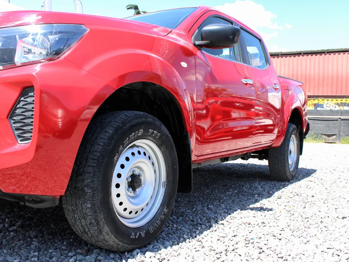 NISSAN Navara 4X4 SE - Imagen 10