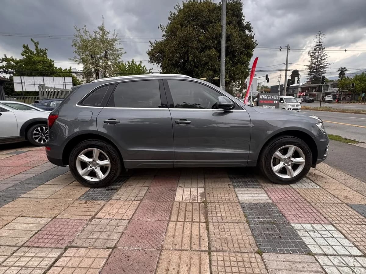 AUDI Q5 TFSI 4X4 2.0 AT 5P 2017 - Imagen 6
