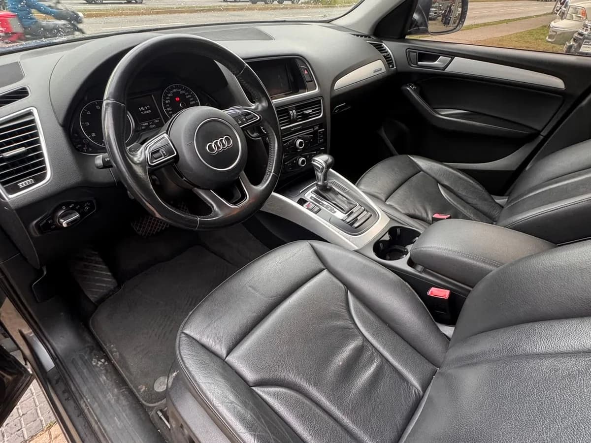 AUDI Q5 TFSI 4X4 2.0 AT 5P 2017 - Imagen 9
