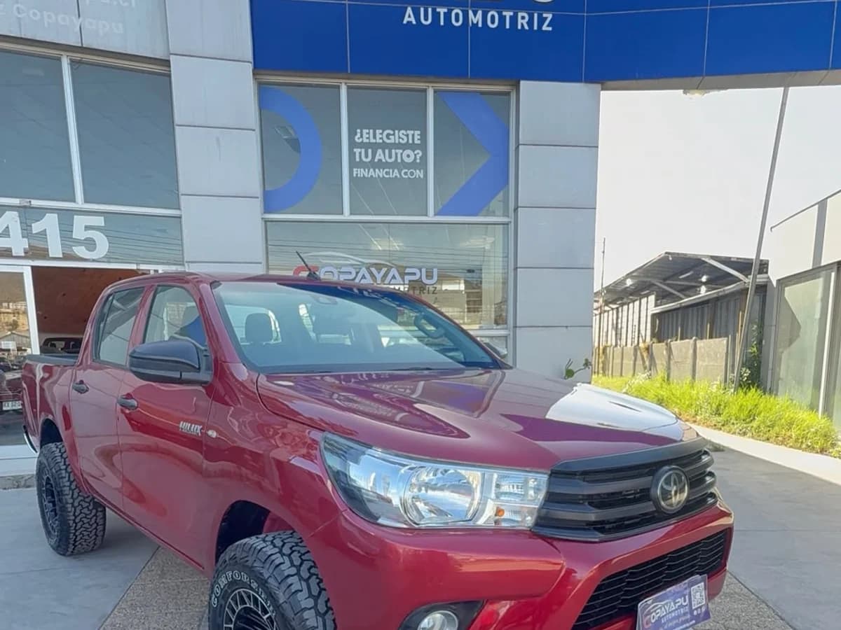 TOYOTA Hilux 2.4 4X4 2023 - Imagen 2