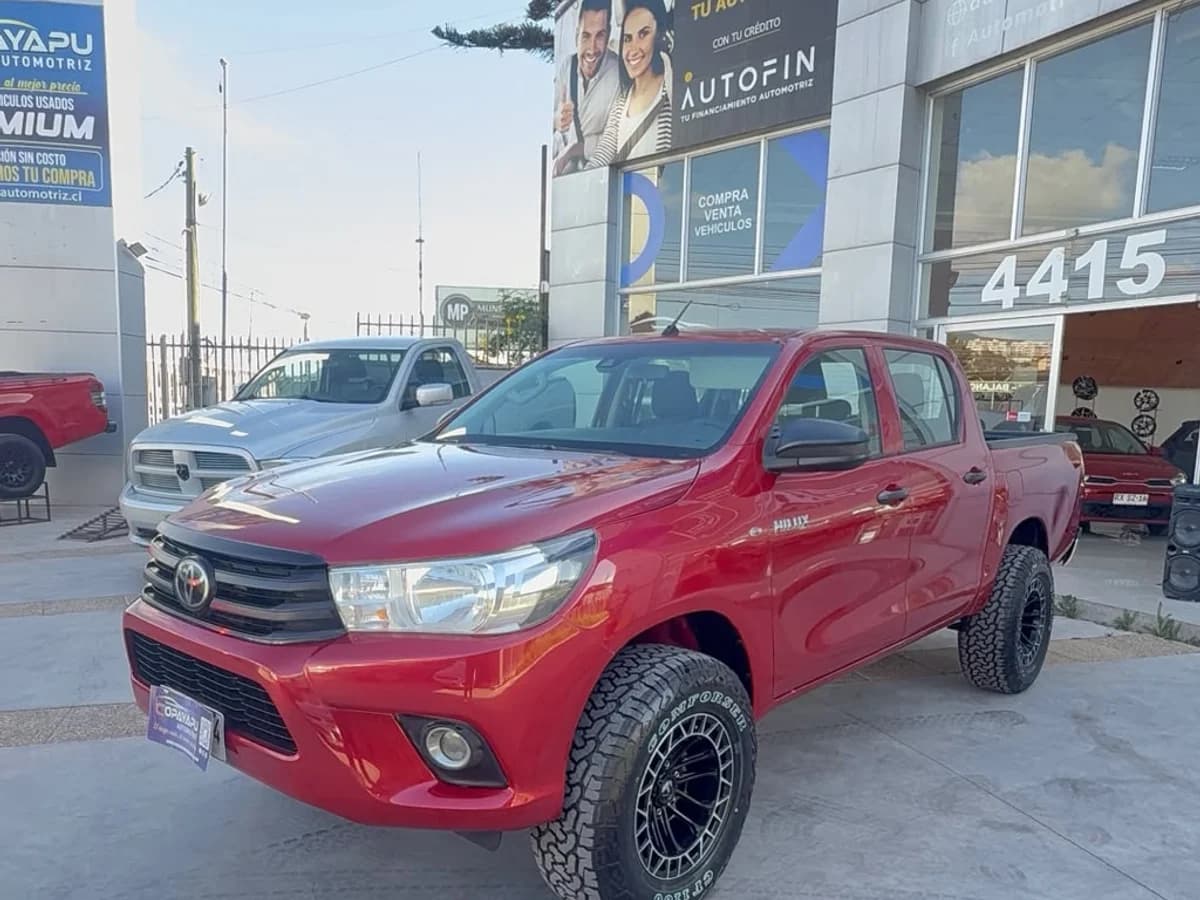TOYOTA Hilux 2.4 4X4 2023 - Imagen 3