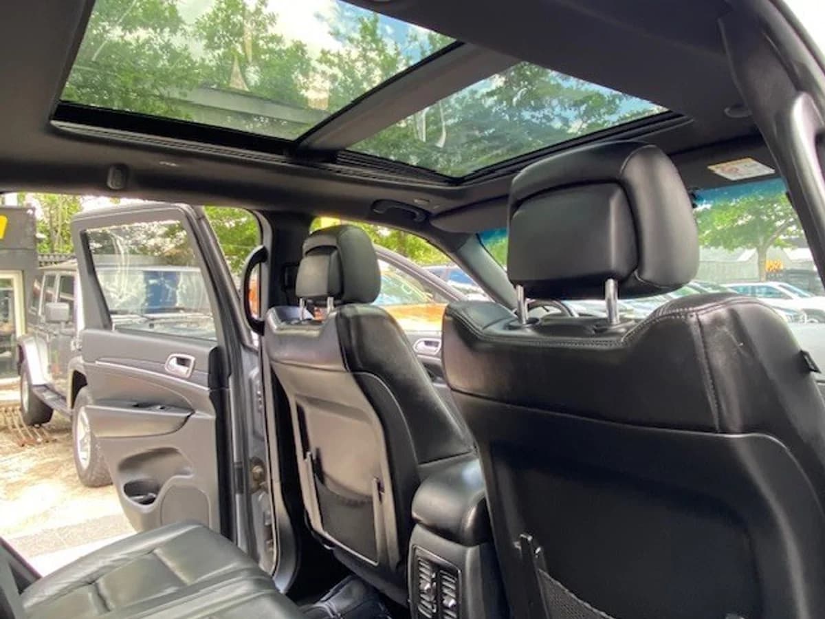 JEEP GRAND CHEROKEE Limited 4x4 3.6 2018 - Imagen 12