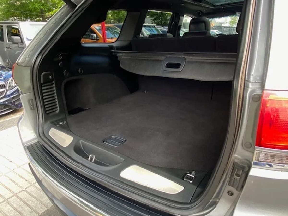 JEEP GRAND CHEROKEE Limited 4x4 3.6 2018 - Imagen 23