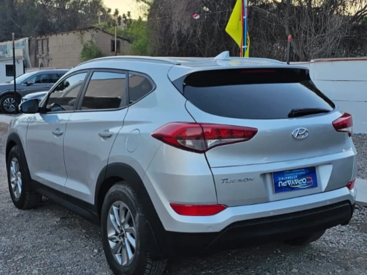 HYUNDAI TUCSON ADVANCE 2.0 2018 - Imagen 3