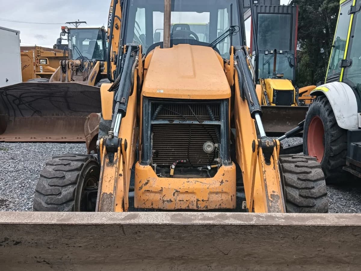 JCB 3CX 4X4 2023 - Imagen 3