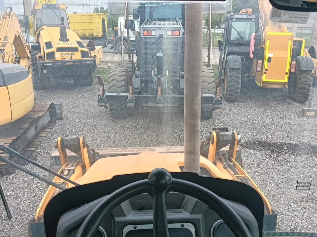 JCB 3CX 4X4 2023 - Imagen 8