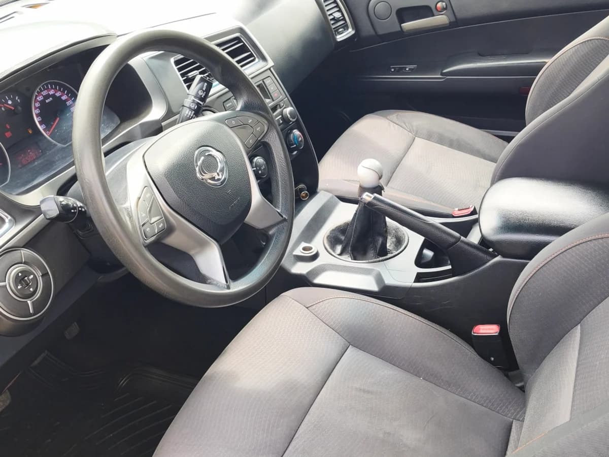 SSANGYONG Actyon 2.2 2020 - Imagen 8