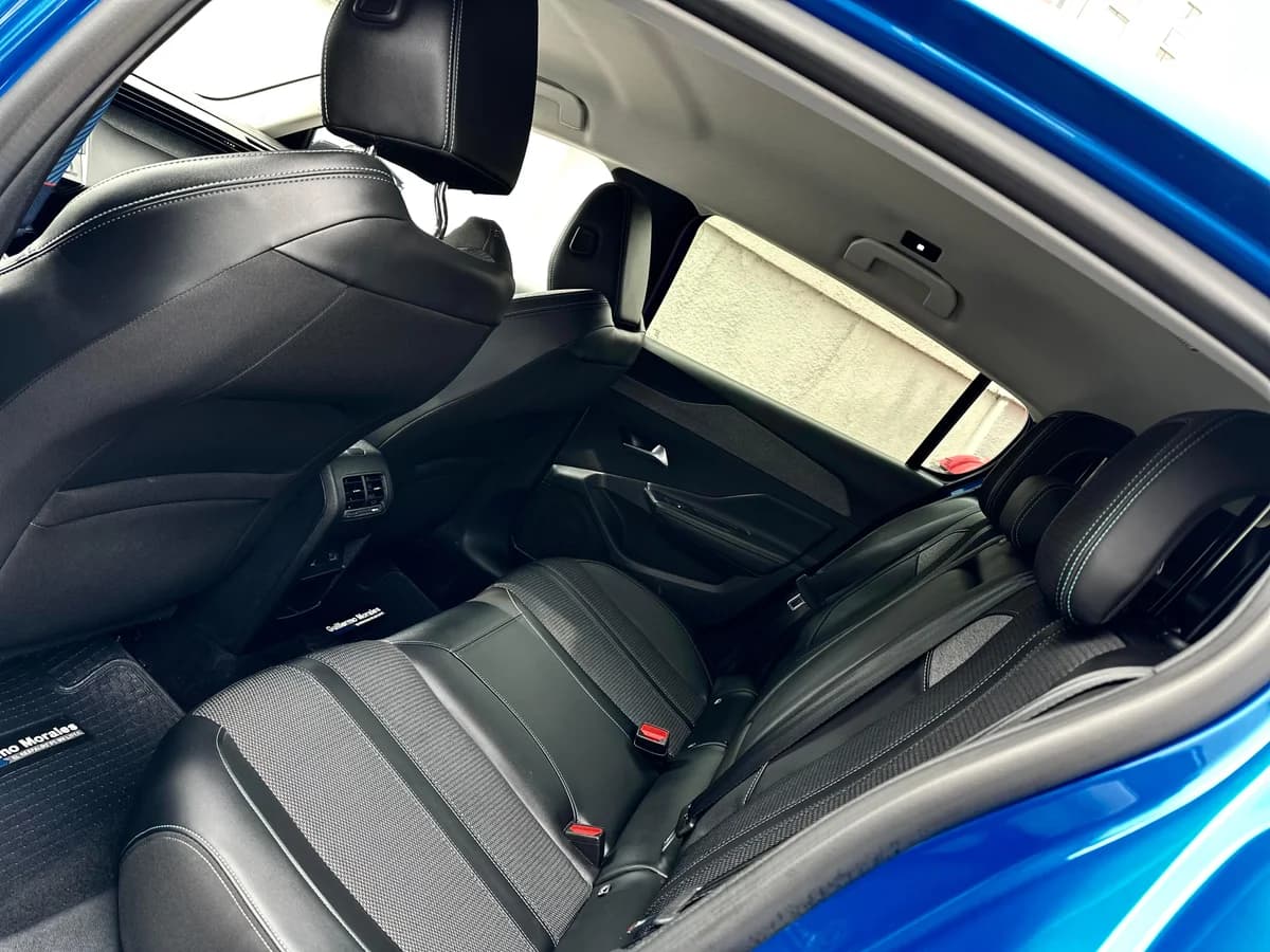 PEUGEOT 308 1.5 ALLURE PACK BLUEHDI DIESEL 130 4X2 EAT8 5P 2024 - Imagen 9