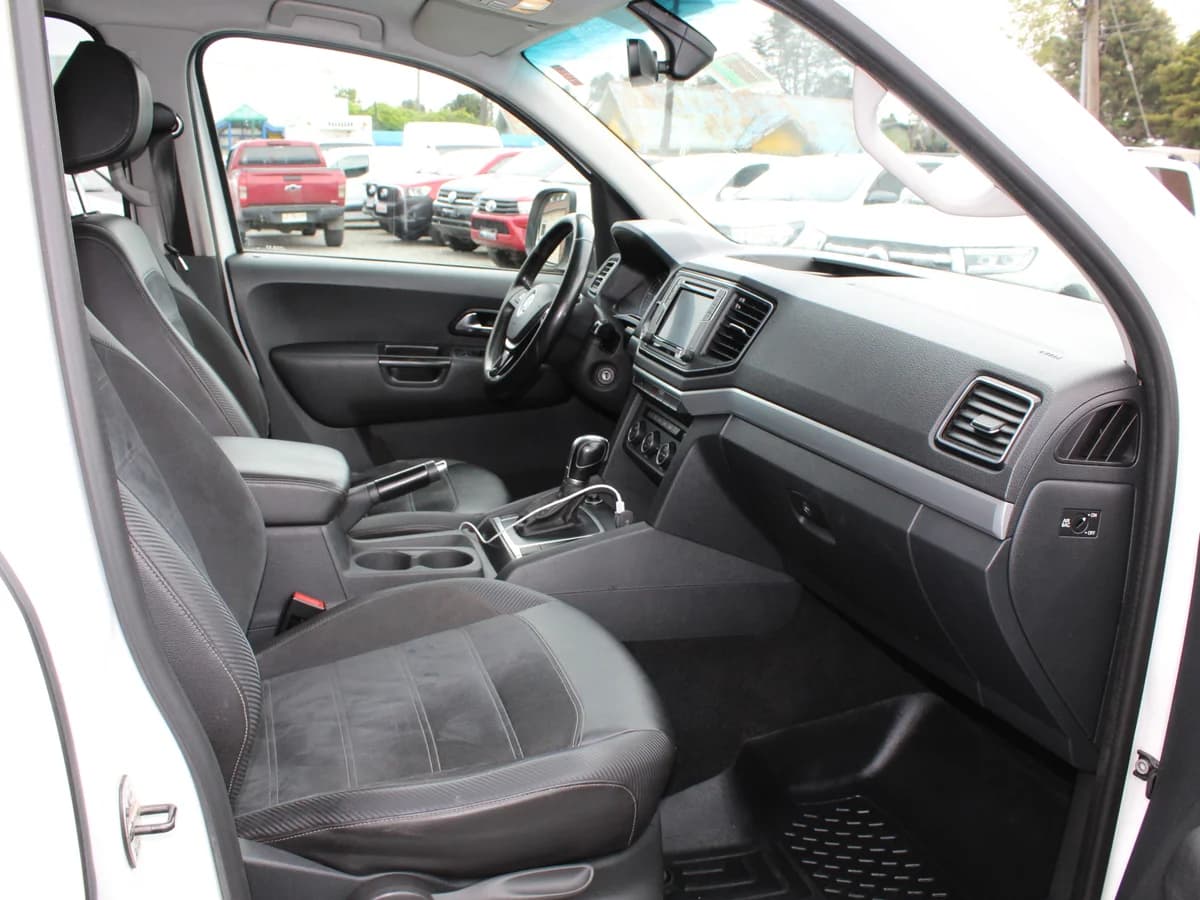 VOLKSWAGEN AMAROK HIGHLINE 2.0 TDI 2018 - Imagen 6