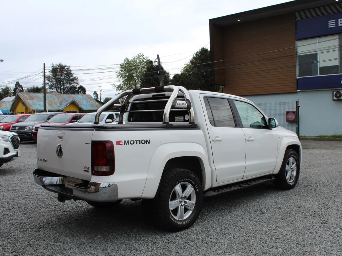 VOLKSWAGEN AMAROK HIGHLINE 2.0 TDI 2018 - Imagen 9