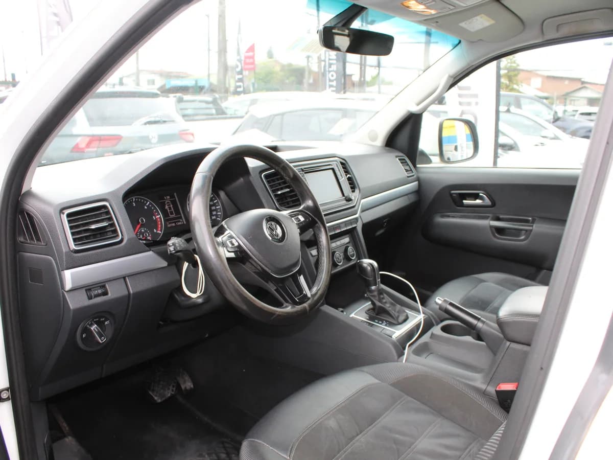 VOLKSWAGEN AMAROK HIGHLINE 2.0 TDI 2018 - Imagen 11