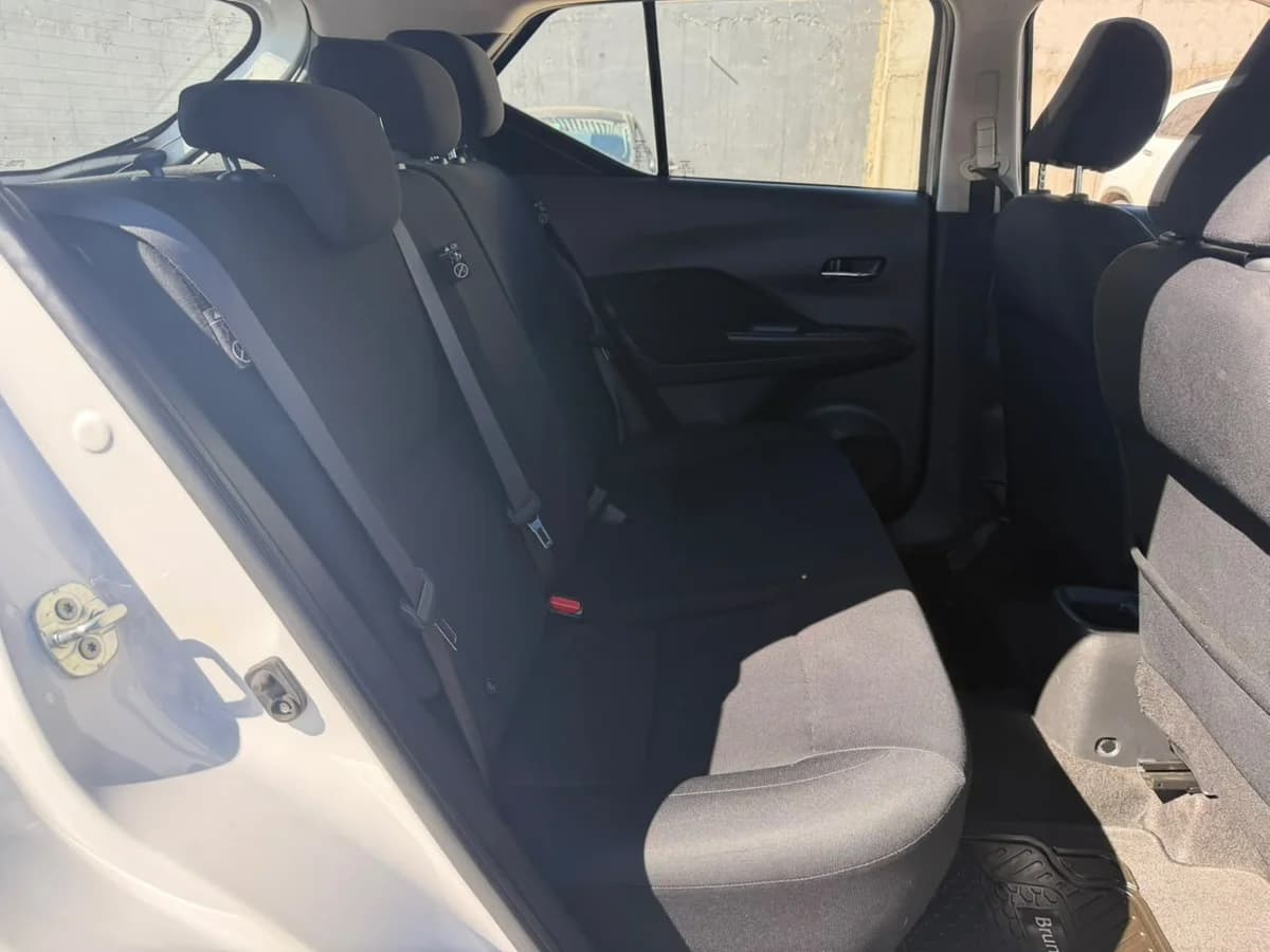 NISSAN Kicks 1.6 SENSE 2023 - Imagen 8