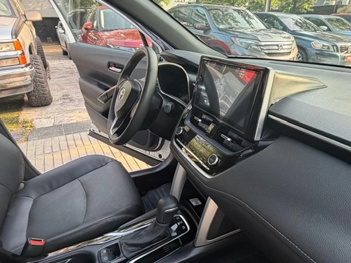 TOYOTA COROLLA CROSS 1.8 HEV SEG 2025 - Imagen 10