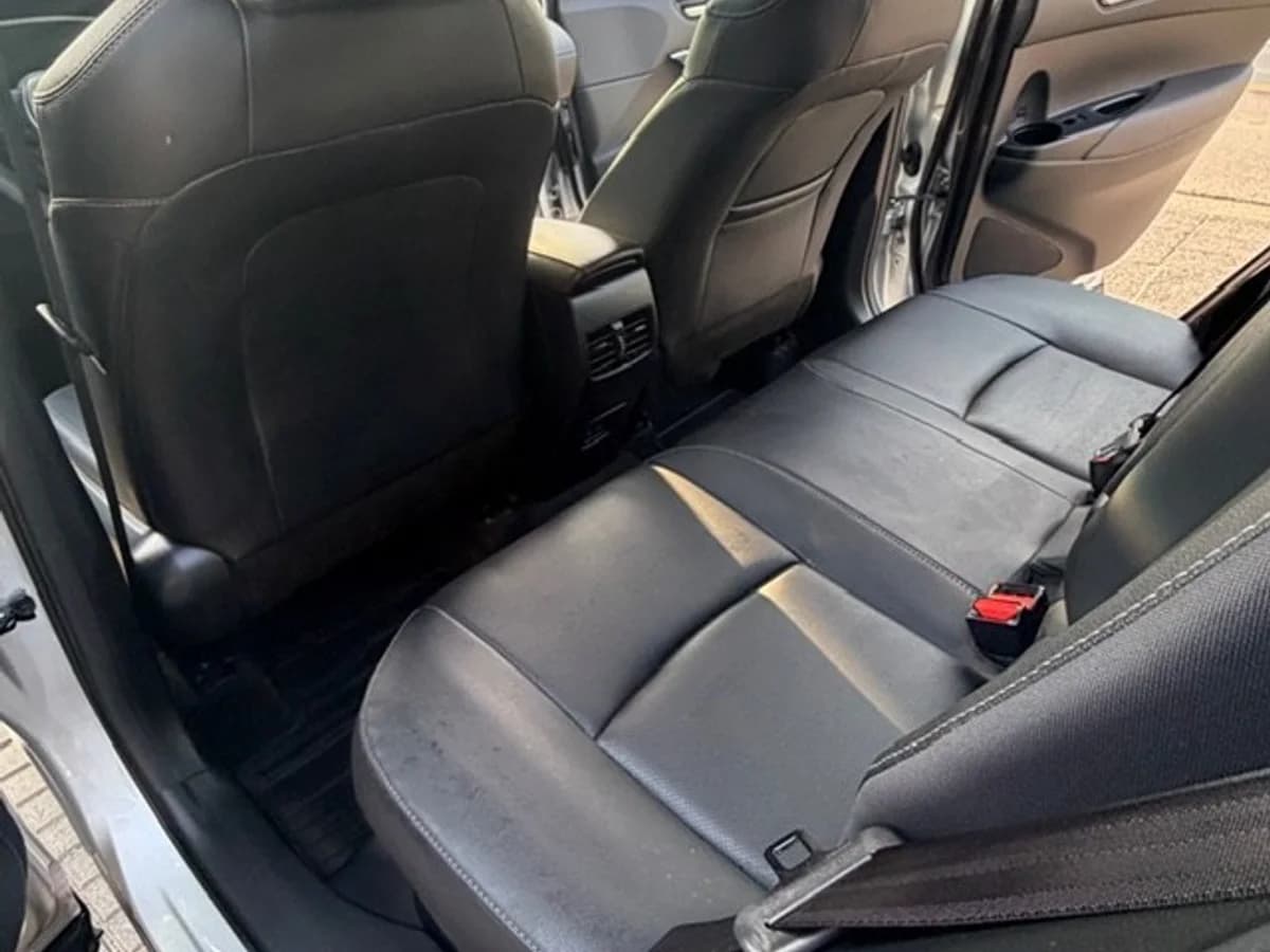 TOYOTA COROLLA CROSS 1.8 HEV SEG 2025 - Imagen 15