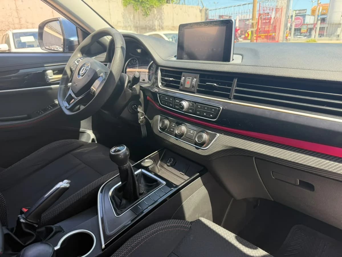 DFM JOYEAR S50 LUXURY 1.5 1.6 2020 - Imagen 9