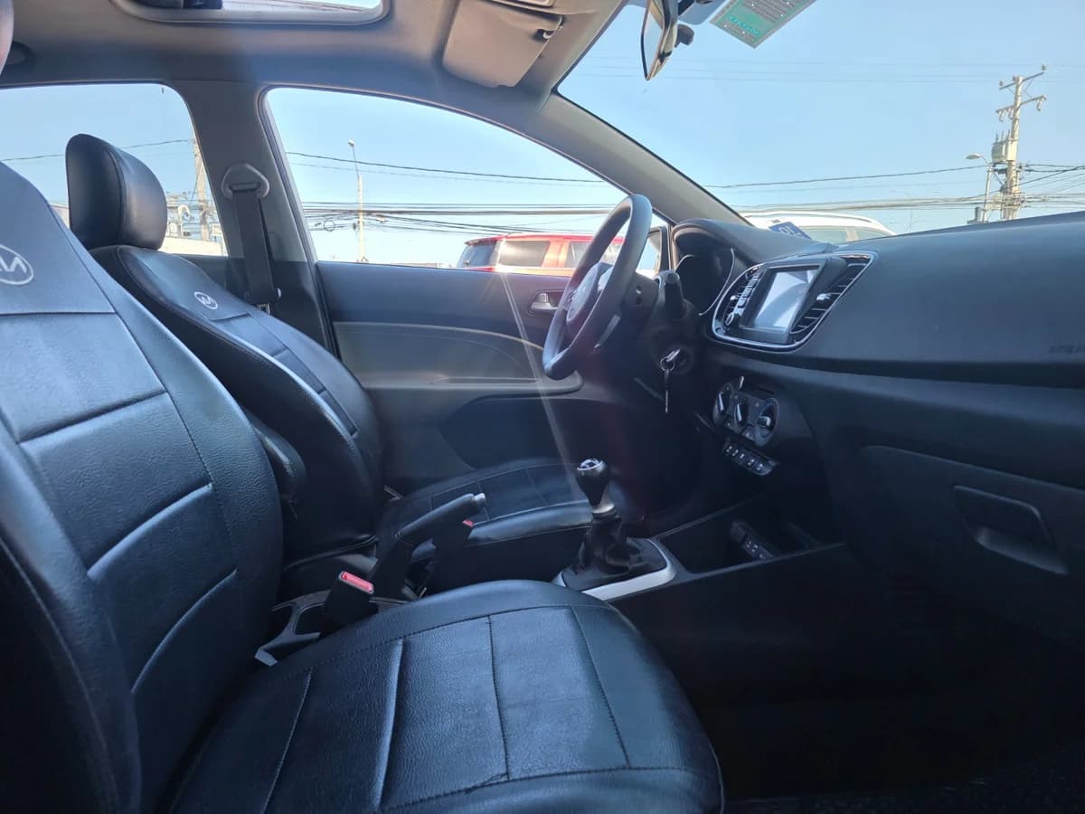 KIA Soluto 1.4 LX E6 2024 - Imagen 11