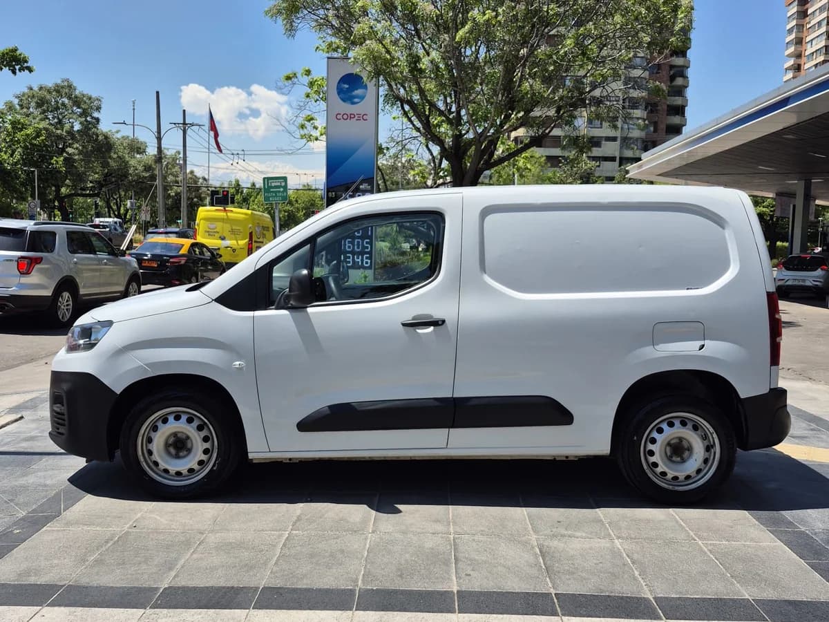 CITROEN Berlingo 1.5 BLUEHDI 2023 - Imagen 2
