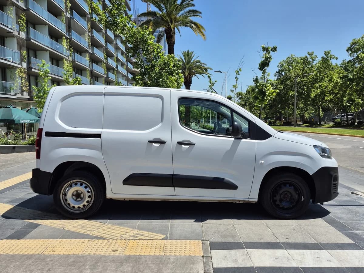 CITROEN Berlingo 1.5 BLUEHDI 2023 - Imagen 6