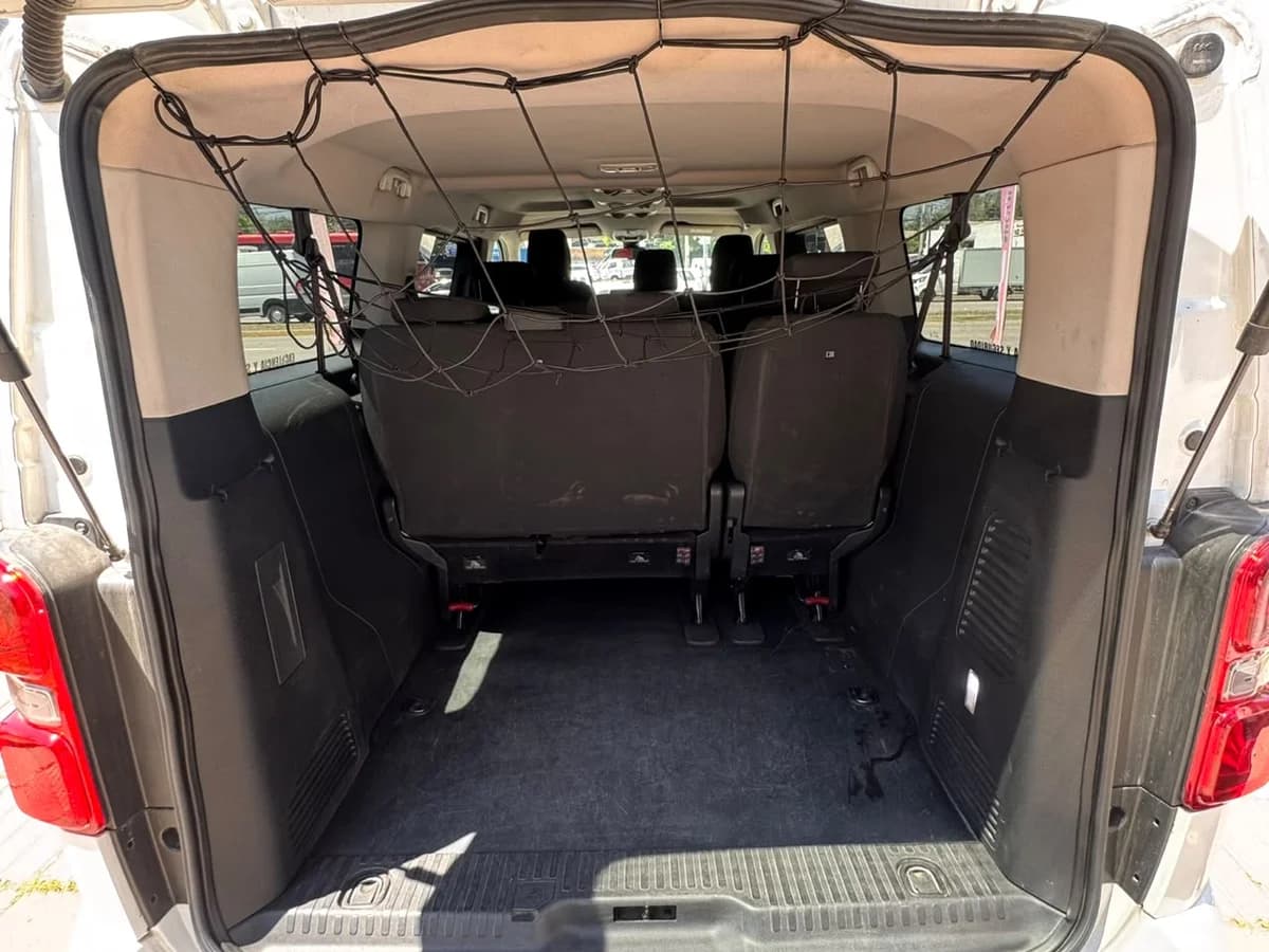 PEUGEOT Traveller Bussinnes 2.0 MT 2021 - Imagen 8