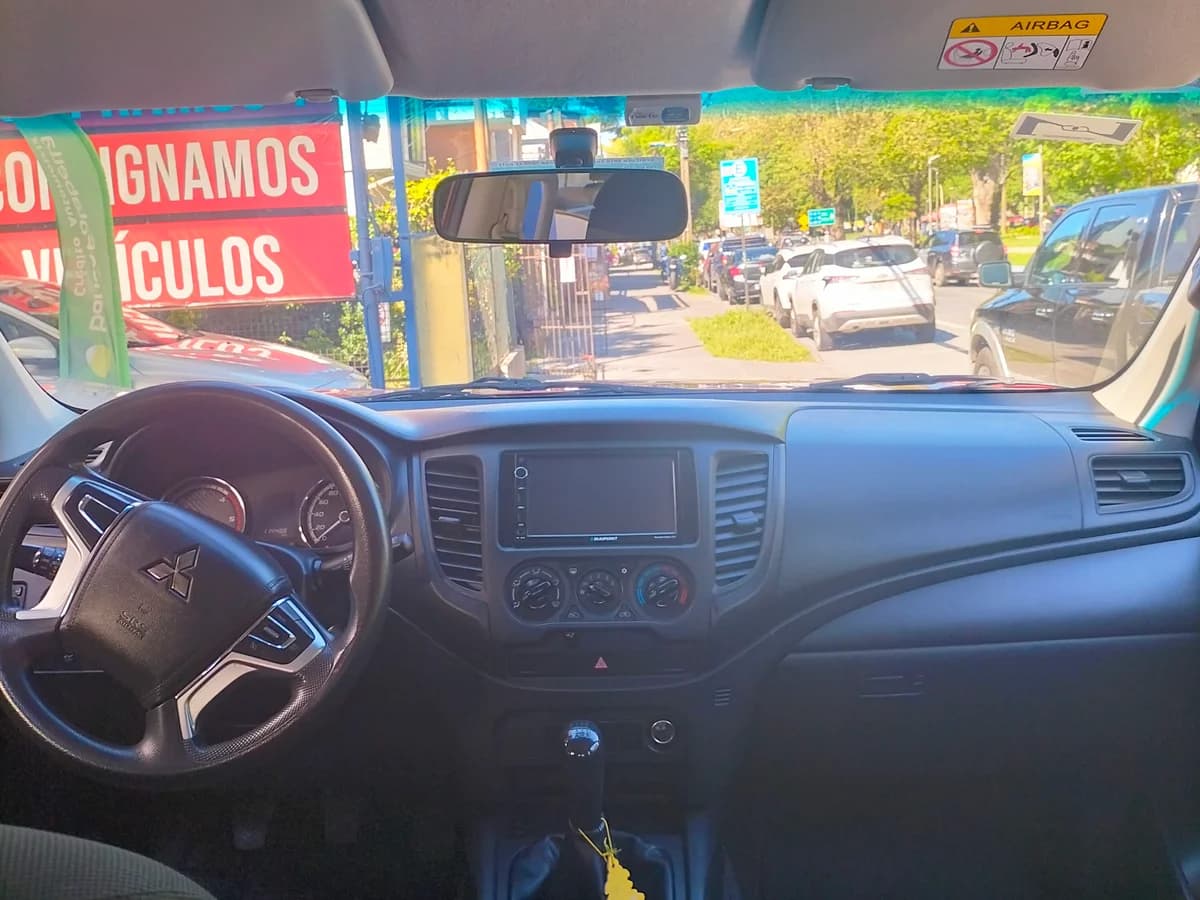 MITSUBISHI L200 KATANA CRT DAKAR CRS 2.4 TD 4X4 MT 2023 - Imagen 7