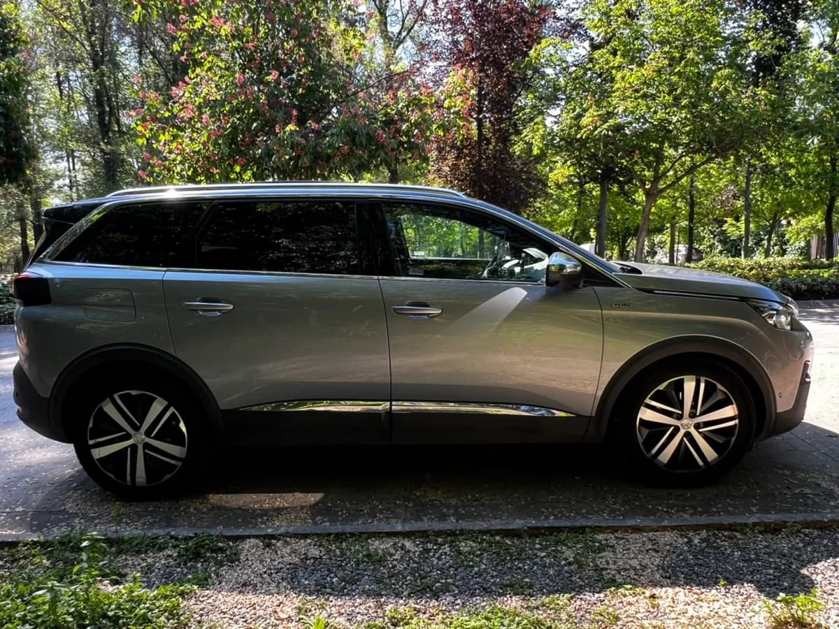 Peugeot 5008 Gt- Line 2.0L BlueHDI EAT8 4x2 7P año 2018 - Imagen 10