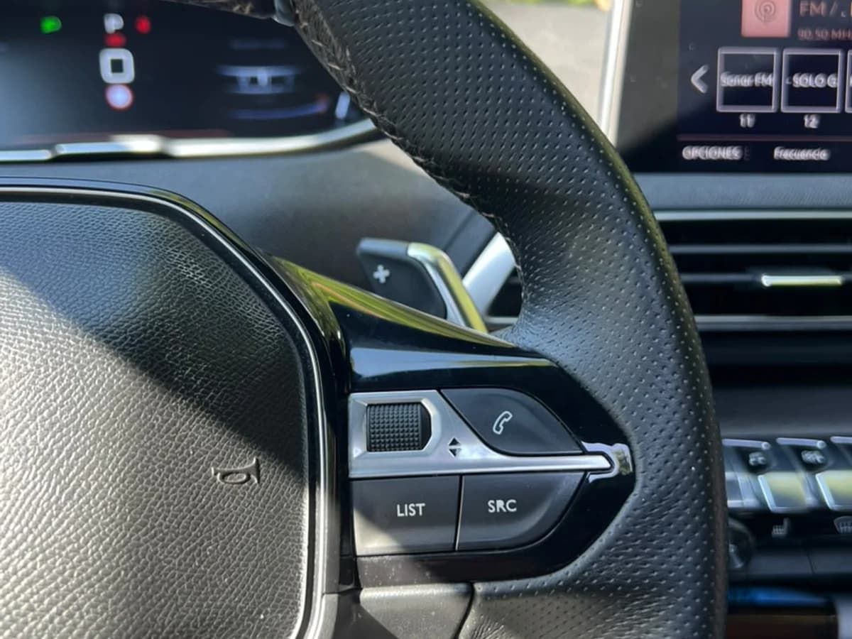 Peugeot 5008 Gt- Line 2.0L BlueHDI EAT8 4x2 7P año 2018 - Imagen 15