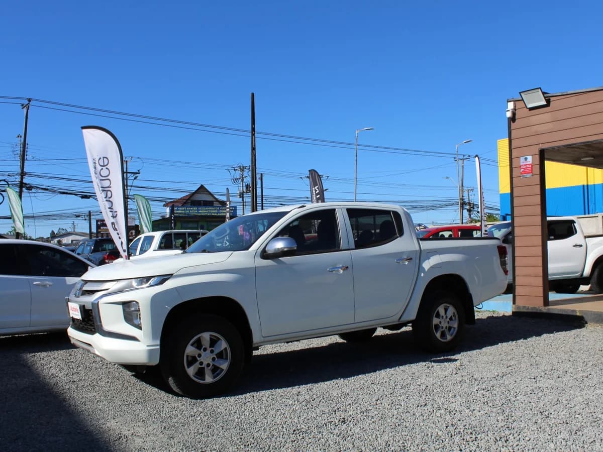 MITSUBISHI L200 KATANA CRT 4X4 2.4 2021 - Imagen 1