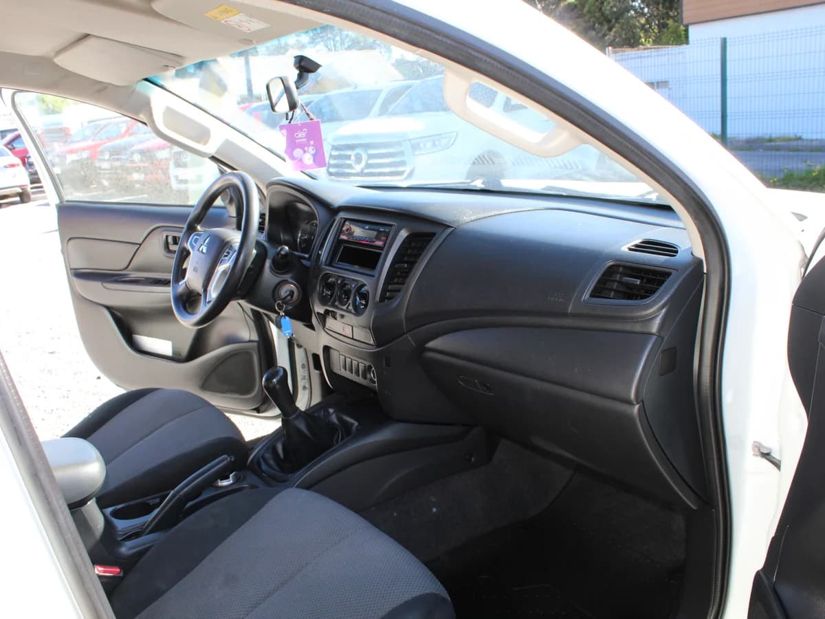 MITSUBISHI L200 KATANA CRT 4X4 2.4 2021 - Imagen 5