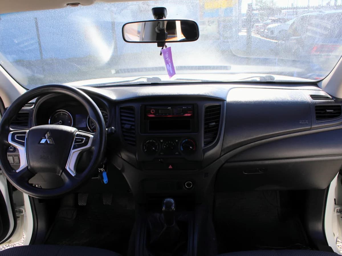 MITSUBISHI L200 KATANA CRT 4X4 2.4 2021 - Imagen 7