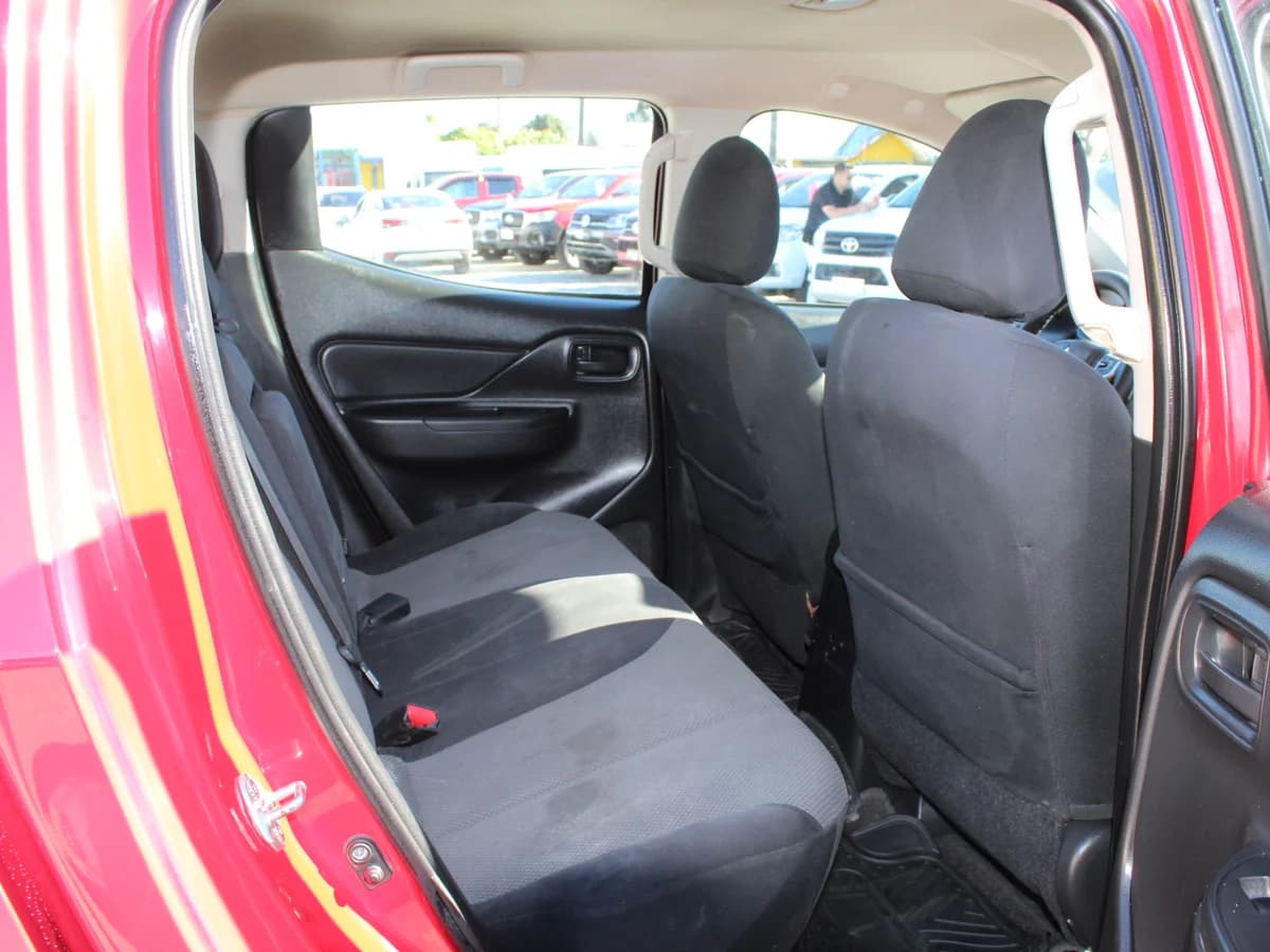 MITSUBISHI L200 KATANA CRT 2.4 2022 - Imagen 7