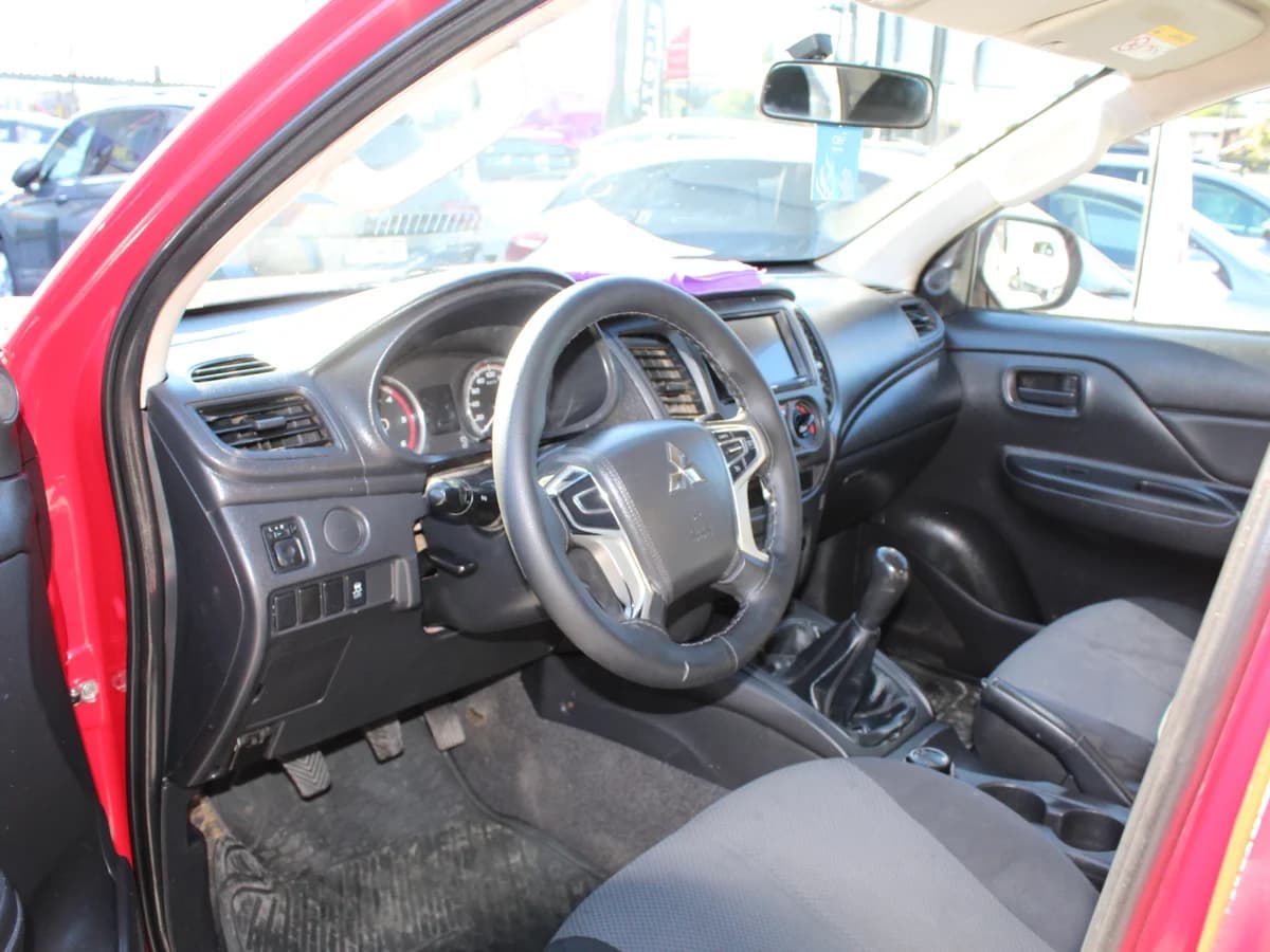 MITSUBISHI L200 KATANA CRT 2.4 2022 - Imagen 11