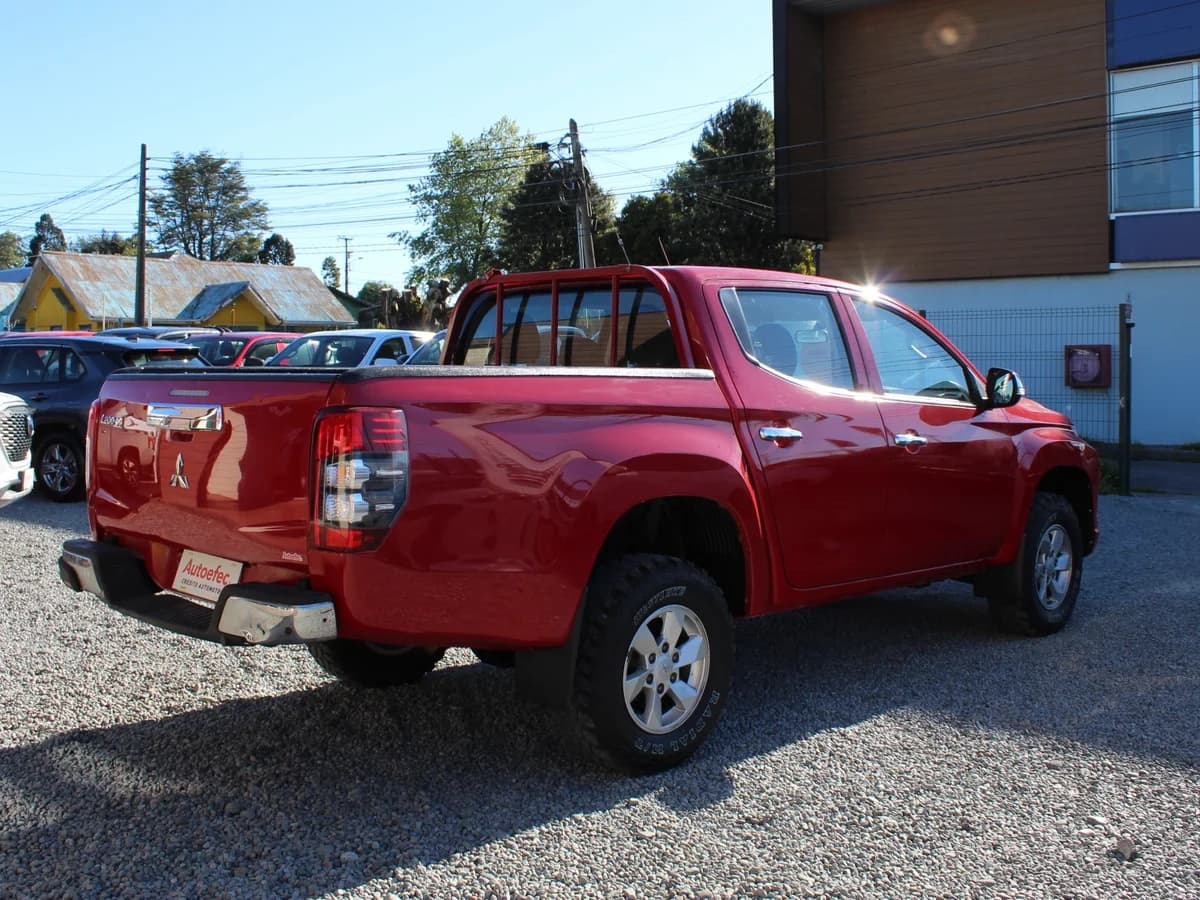 MITSUBISHI L200 KATANA CRT 4X4 2.4 2023 - Imagen 7