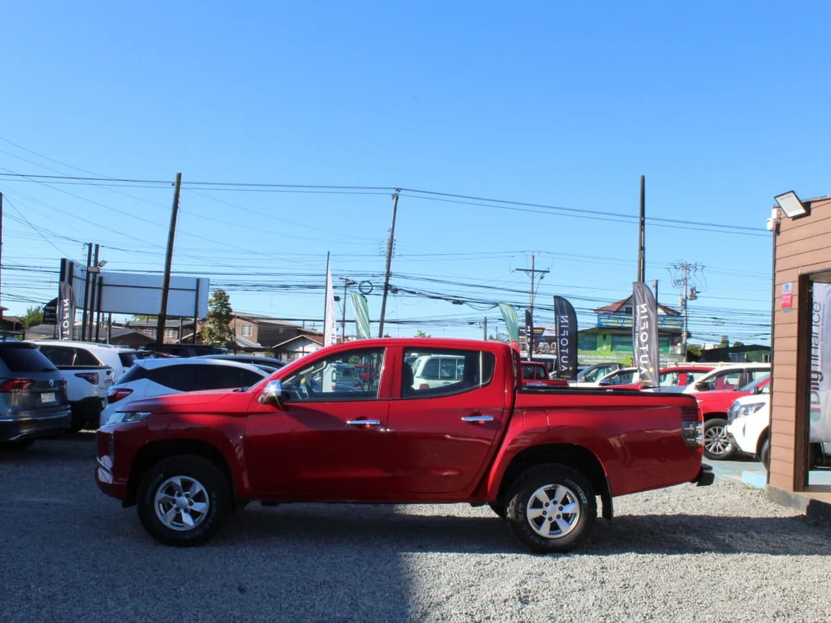 MITSUBISHI L200 KATANA CRT 4X4 2.4 2023 - Imagen 10