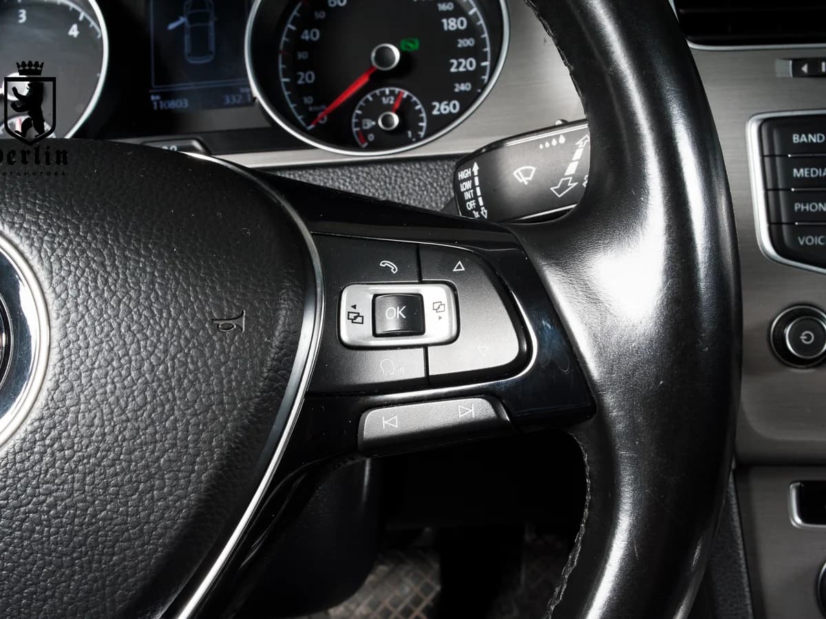 VOLKSWAGEN GOLF 2.0 TDI AUTOMATICA 2017 - Imagen 21