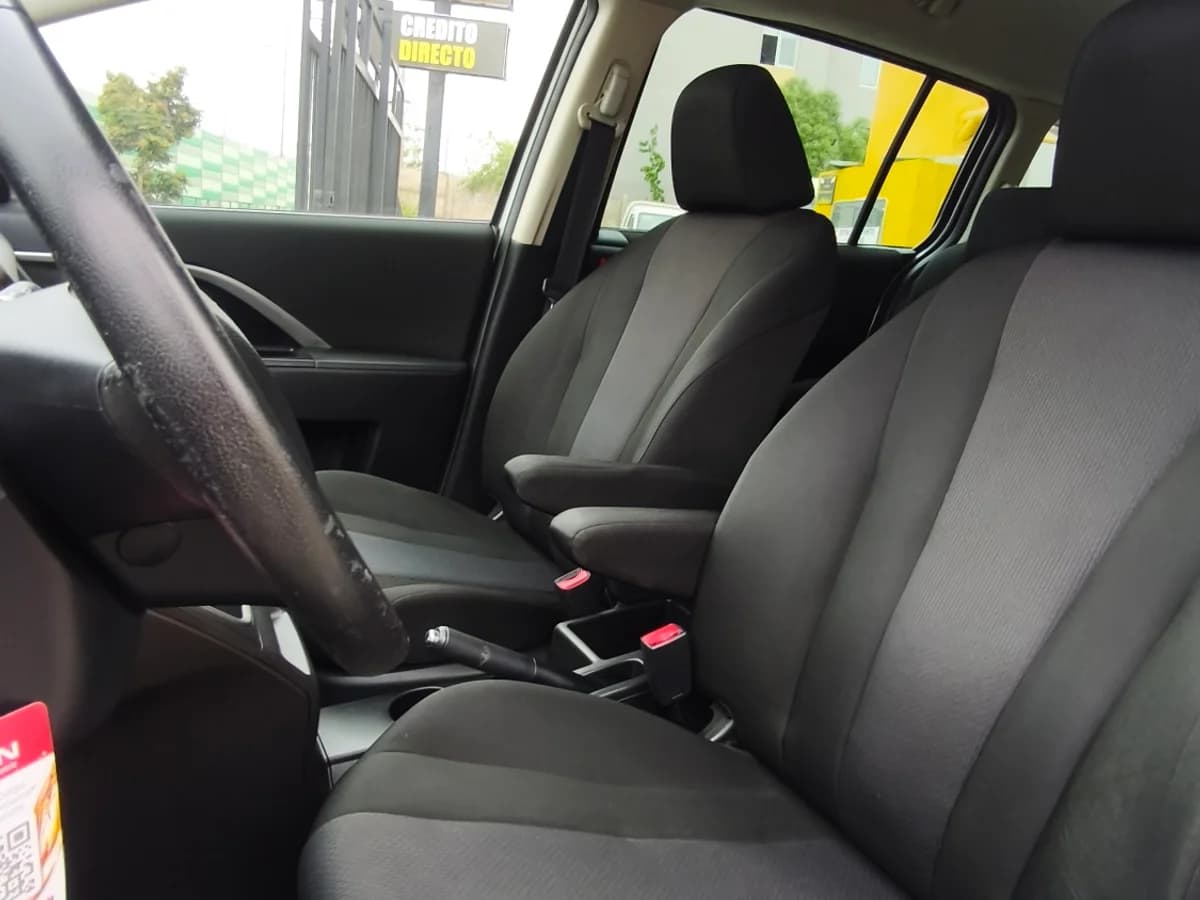 MAZDA 5 2.0 2018 - Imagen 8