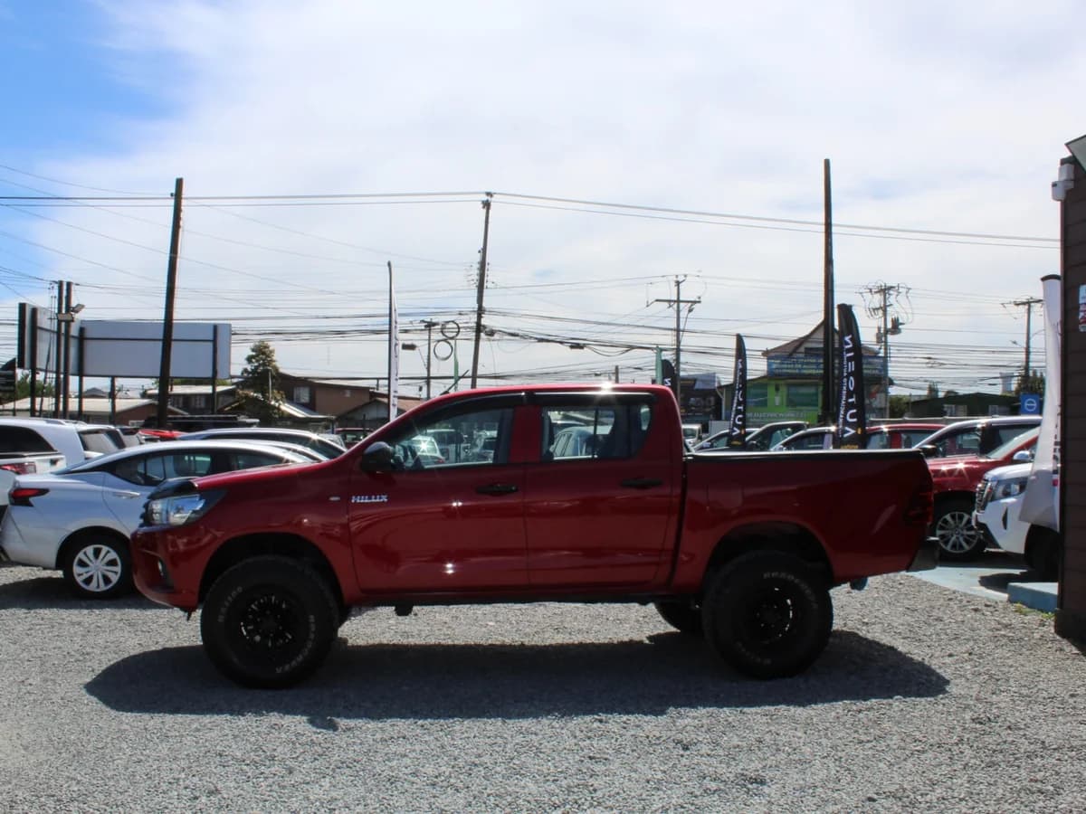 TOYOTA Hilux 2.4 DIESEL 4X4 2020 - Imagen 10