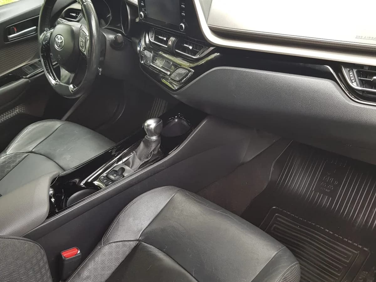 TOYOTA C-HR HEV 1.8 AT - Imagen 9