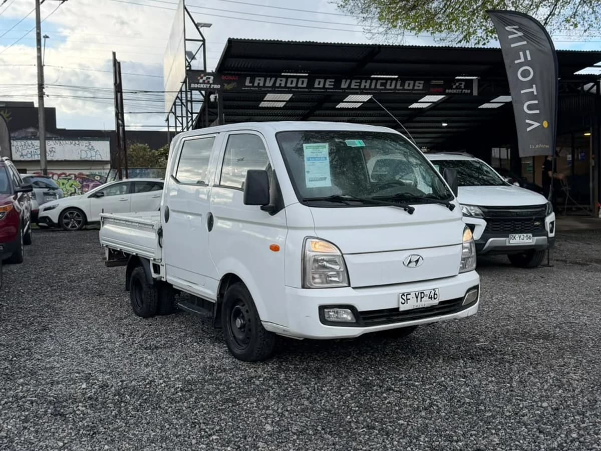 HYUNDAI PORTER 2.5 CRDI GL DC 2AB AC MT DIESEL 2022 - Imagen 21