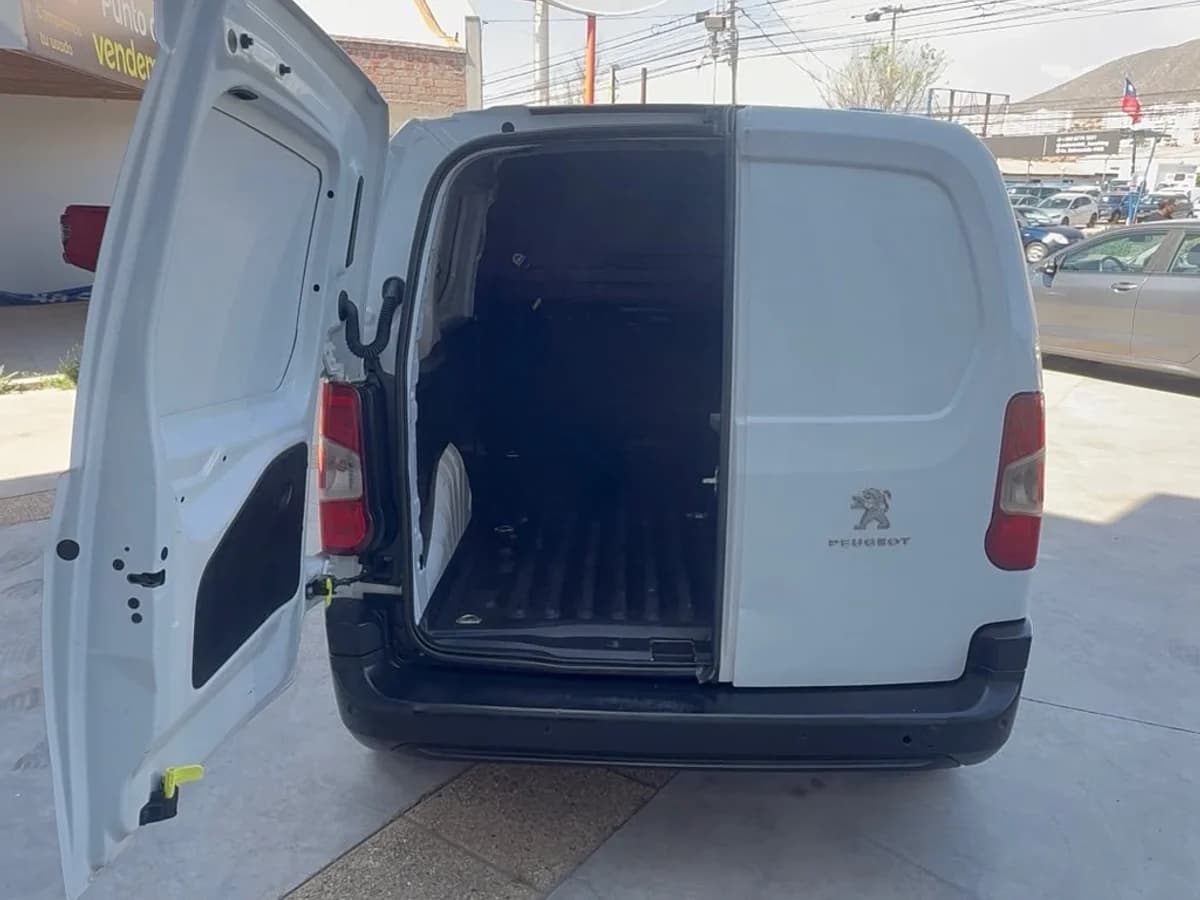 PEUGEOT Partner 1.5 2023 - Imagen 10