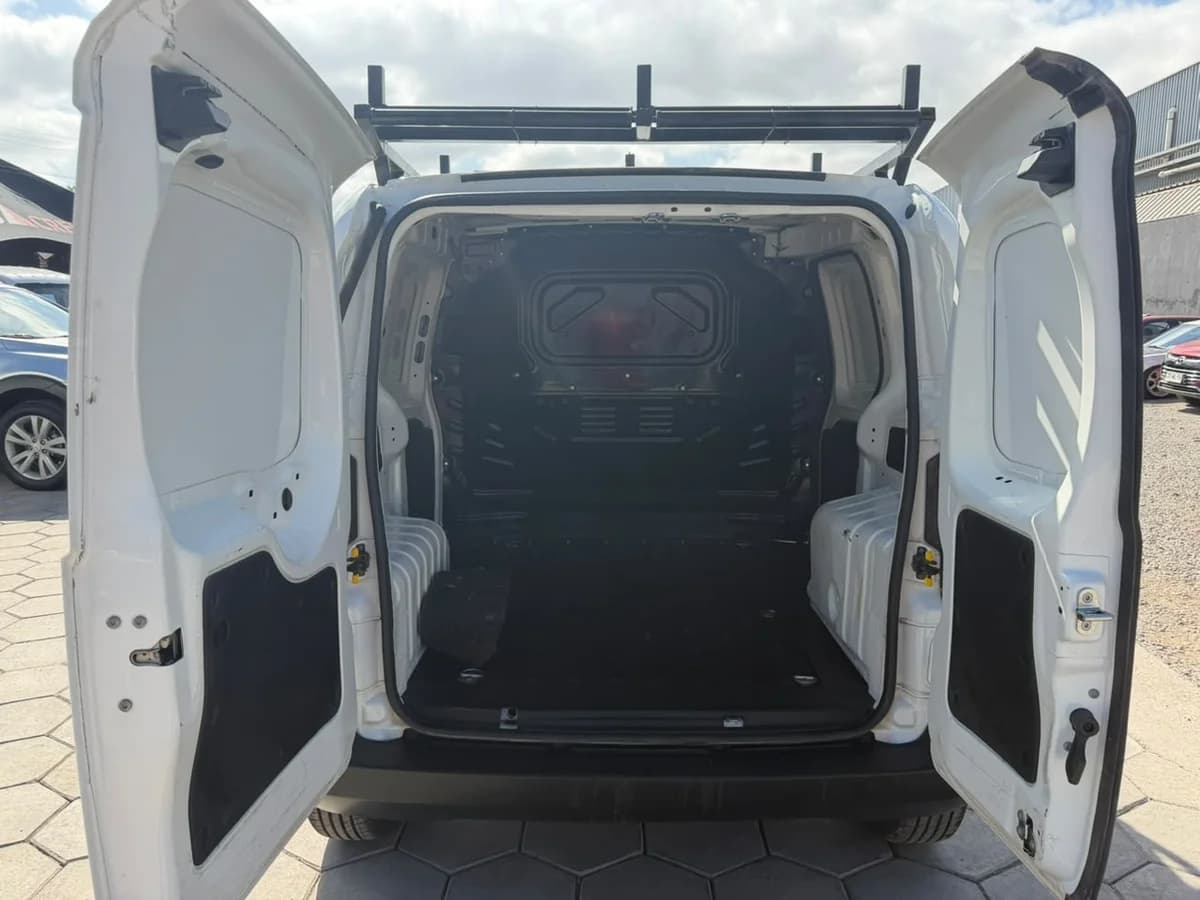 RAM Van 700 5P 1.2 2023 - Imagen 6