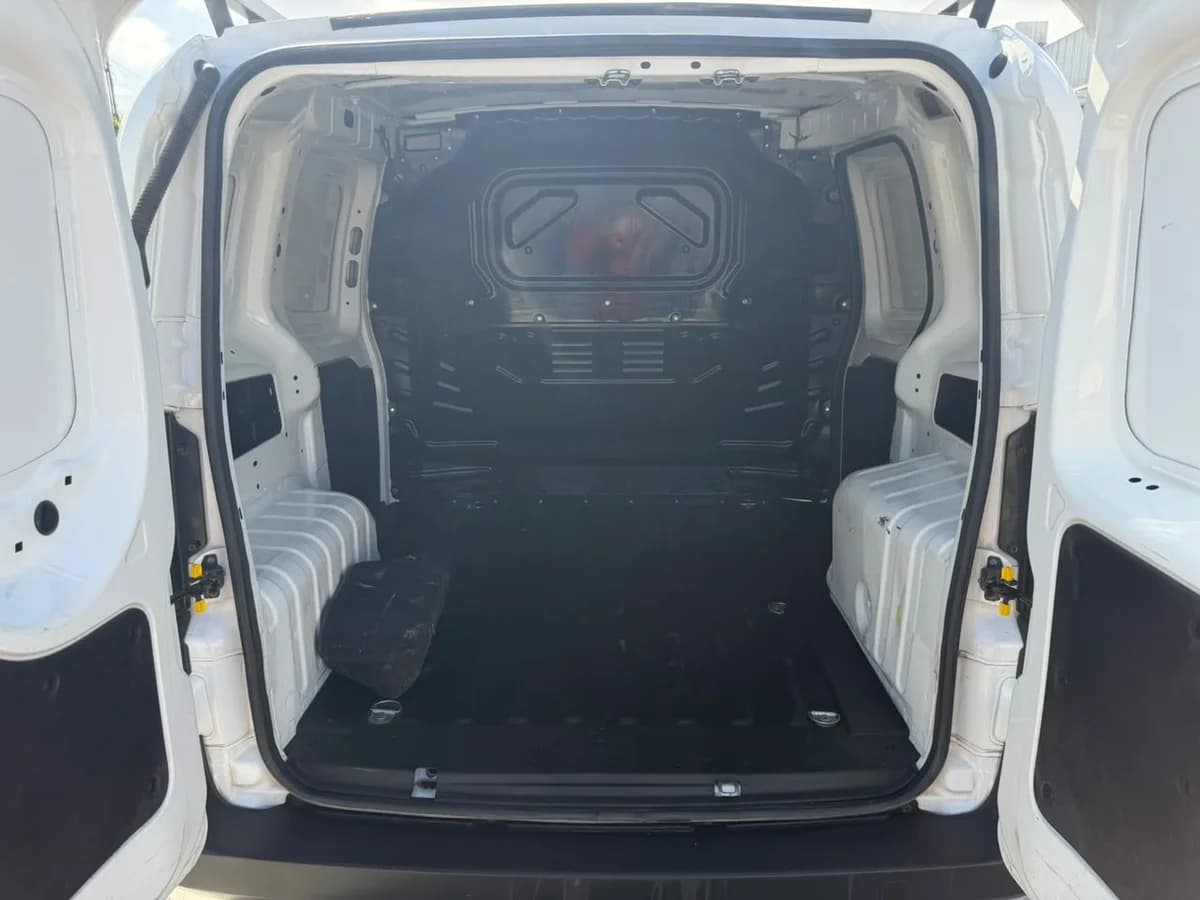 RAM Van 700 5P 1.2 2023 - Imagen 7