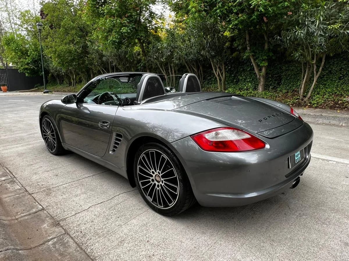 Porsche Boxster 2.7L MT5 240HP 2P año 2008 - Imagen 8