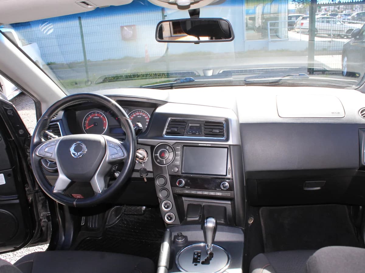 SSANGYONG Actyon 4x4 2.0D 2017 - Imagen 7