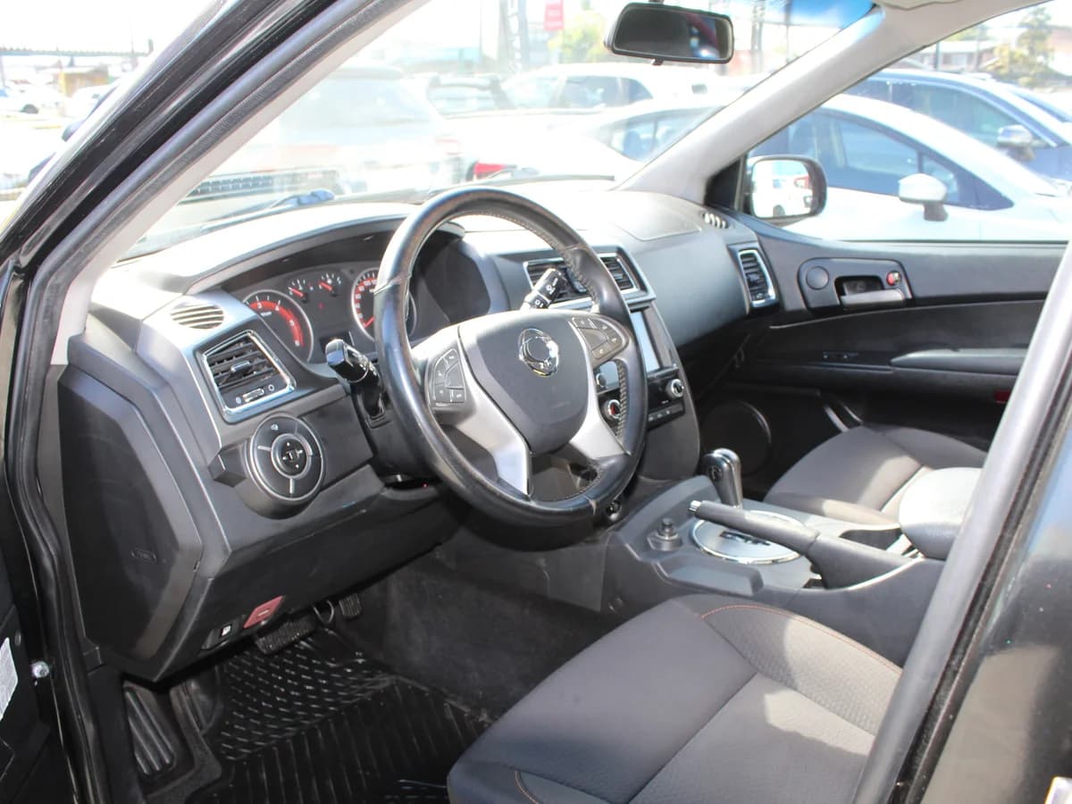 SSANGYONG Actyon 4x4 2.0D 2017 - Imagen 10